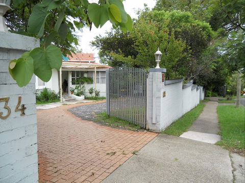 Chatswood Inn - ACT Tourism 0