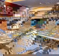 Chrissie's Dongara - ACT Tourism