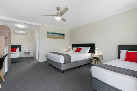 Comfort Inn On Main, Hervey Bay - ACT Tourism 2
