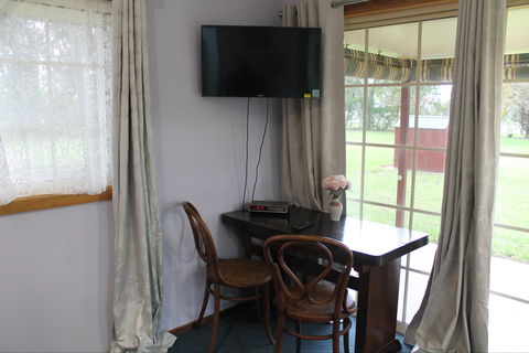 Factory Lane Bed & Breakfast - ACT Tourism 2