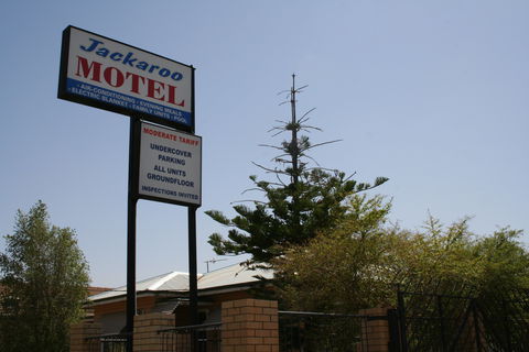 Jackaroo Apartments - Motel - ACT Tourism 1