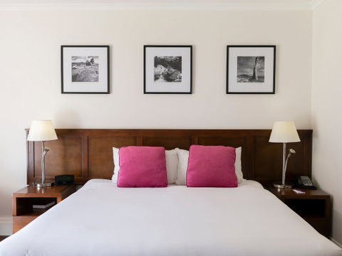 Mercure Canberra - ACT Tourism 1