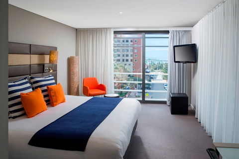 Novotel Newcastle Beach - ACT Tourism 0