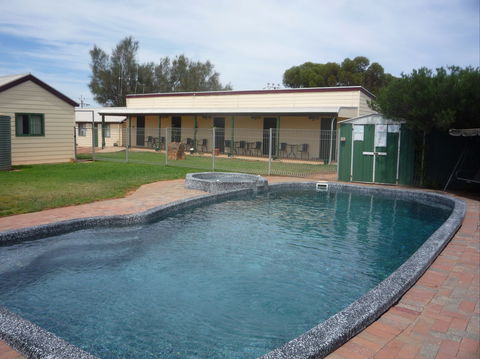 Nuttbush Retreat - ACT Tourism 0