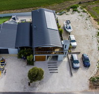 Radar's Retreat James Well Beach Yorke Peninsula - ACT Tourism