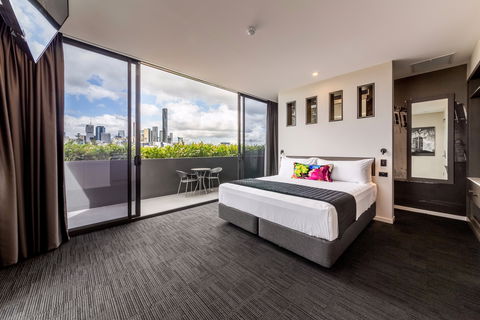 Sage Hotel James Street - ACT Tourism 1