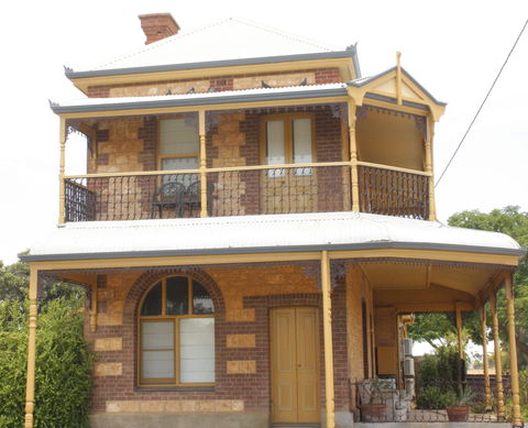 The Matchbox House Bed And Breakfast - ACT Tourism 0