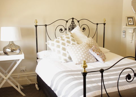 The Matchbox House Bed And Breakfast - ACT Tourism 1