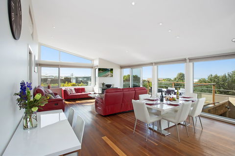 Tides Apartments Port Fairy - ACT Tourism 0