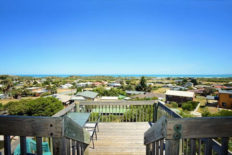 3 Henley Street - Goolwa Beach - ACT Tourism 0