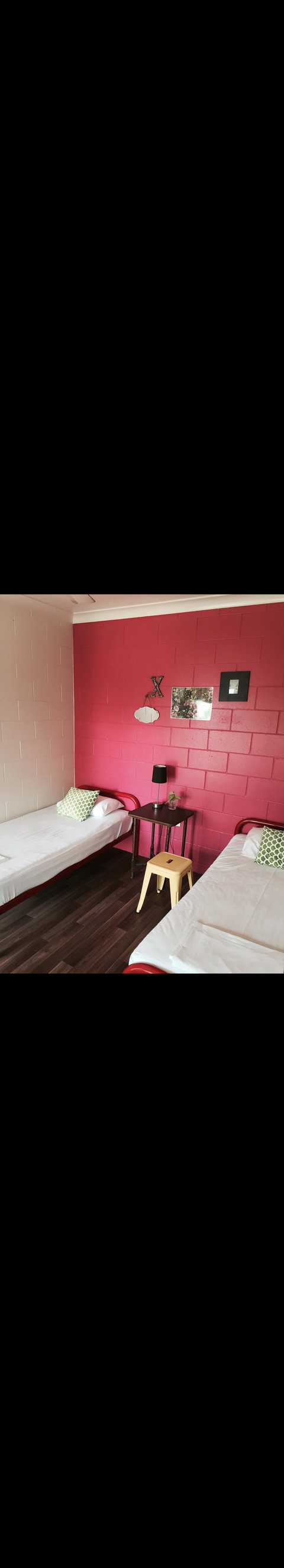 Adventurers Backpackers Resort - ACT Tourism 0