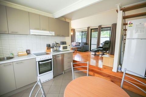 Allambie Cottages - ACT Tourism 2