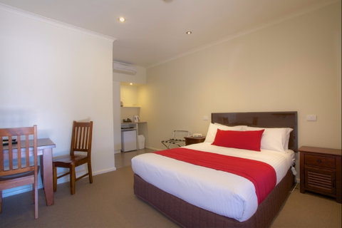 Amaroo Motel - ACT Tourism 0