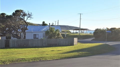 By The Beach At Catho - ACT Tourism 0
