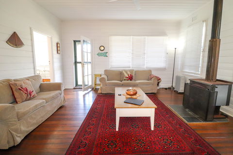 By The Beach At Catho - ACT Tourism 2