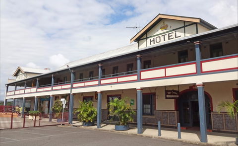 Crown Hotel Motel - ACT Tourism 0