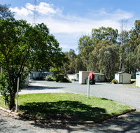 Deniliquin Car-O-Tel and Caravan Park - ACT Tourism