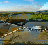 Eagle Rock Retreat - ACT Tourism
