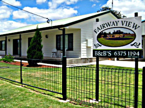 Fairway View Cottage - ACT Tourism 0
