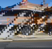 Family Hotel - ACT Tourism