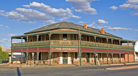 Imperial Fine Accommodation - ACT Tourism 0