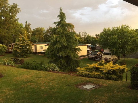 Inverell Caravan Park - ACT Tourism 1
