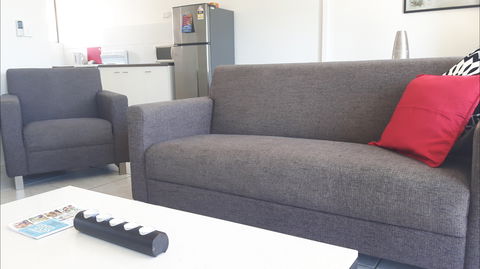 Jadran Motel And El Jays Holiday Lodge - ACT Tourism 1