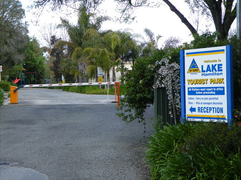 Lake Hamilton Motor Village And Caravan Park - ACT Tourism 2