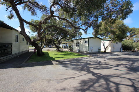 Minlaton Caravan Park - ACT Tourism 2