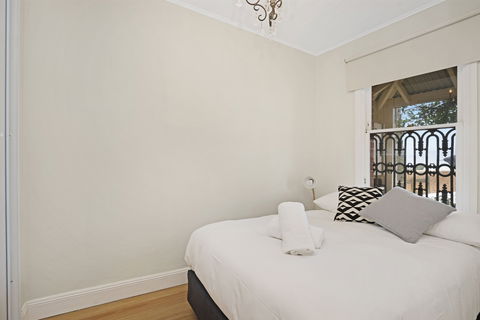 Newcastle Executive Homes - Oceanview Terrace - ACT Tourism 1