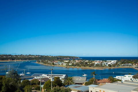 Panoramic Townhouses By Lisa - Deluxe - ACT Tourism 2