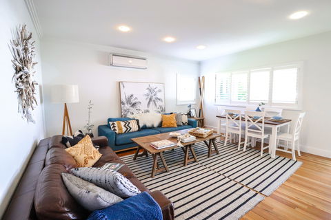 The Lakehouse At Raffetys Resort - ACT Tourism 0