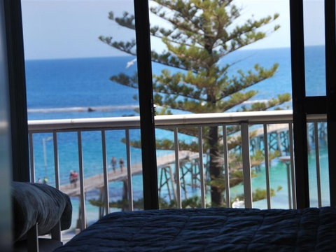 Wine Coast Villas - ACT Tourism 0