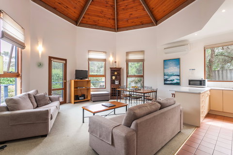 Aireys Inlet Getaway Resort - ACT Tourism 2