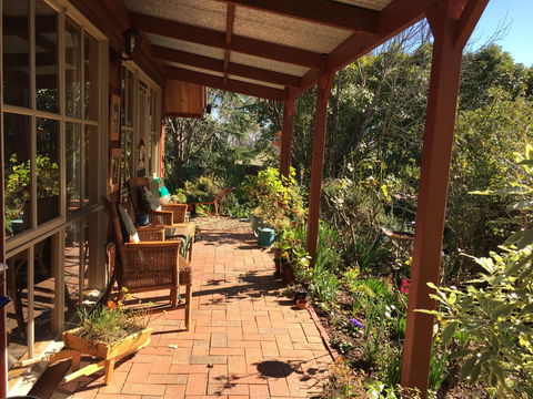 Artscape Cottage Beechworth - ACT Tourism 1