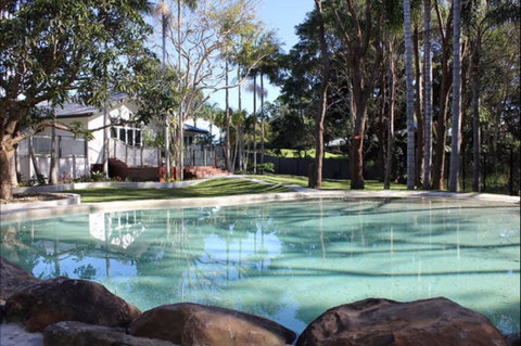 Away On Belongil Fields - ACT Tourism 0