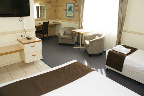 Best Western Ambassador Motor Lodge - ACT Tourism 2