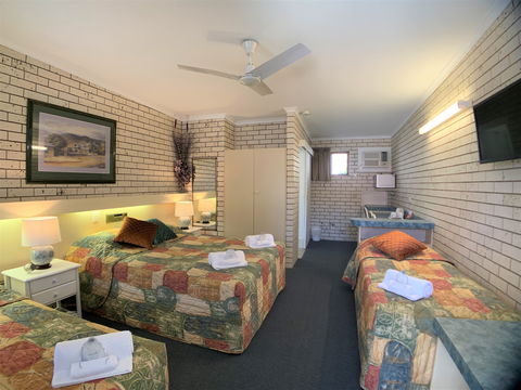 Cara Motel - ACT Tourism 1