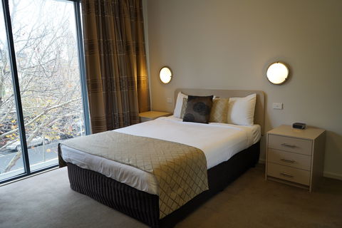 Carlton Lygon Lodge - ACT Tourism 1