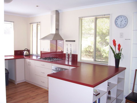 Century 21 SouthCoast: All Decked Out - ACT Tourism 2