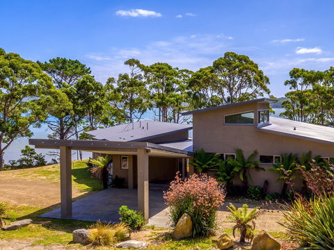 Cloudy Bay Lagoon Estate - ACT Tourism 1