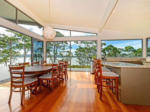 Cloudy Bay Lagoon Estate - ACT Tourism 2
