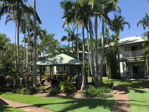Coral Beach Noosa Resort - ACT Tourism 2