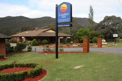 Country Plaza Halls Gap - ACT Tourism 0