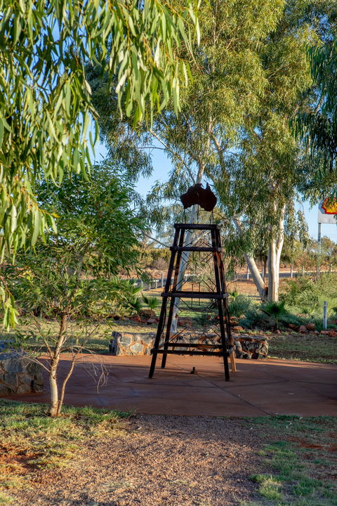 Erldunda Roadhouse - ACT Tourism 1