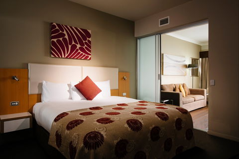 Grand Hotel And Apartments Townsville - ACT Tourism 1
