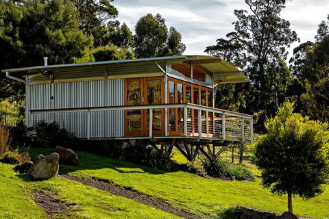 Hobart Hideaway Pods - ACT Tourism 0