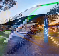 Holiday Inn Warwick Farm - ACT Tourism