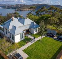 Middle Head Officers Quarters - ACT Tourism