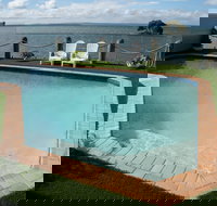 Moreton Bay Beach Lodge - ACT Tourism